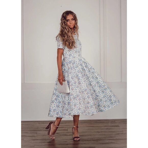 JessaKae Dresses & Skirts - JessaKae Woodhouse Wildflower Cotton Midi Dress Women's Size S -Blue & White